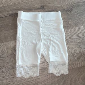 Naked wardrobe lace shorts✨